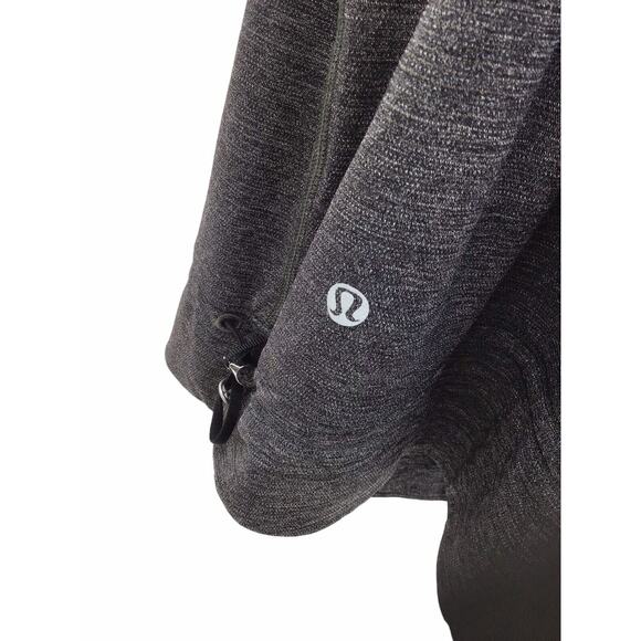 Lululemon Tank Top Attached Sports Bra Gray Black Women’s Size 6 - Picture 5 of 10